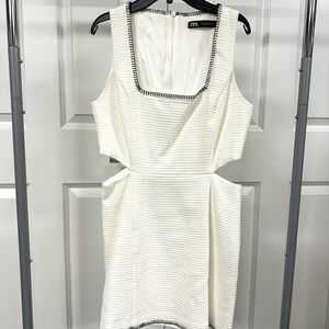 NWOT-Zara White Dress with Square Neckline